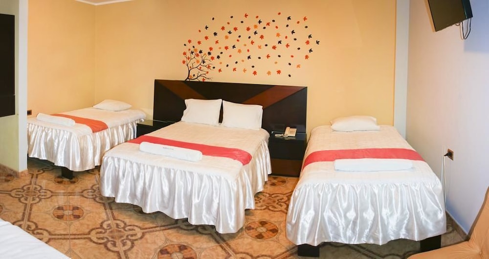 Triple Room (Interior)