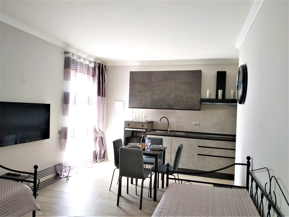 Luxury Apartment (Sergio)