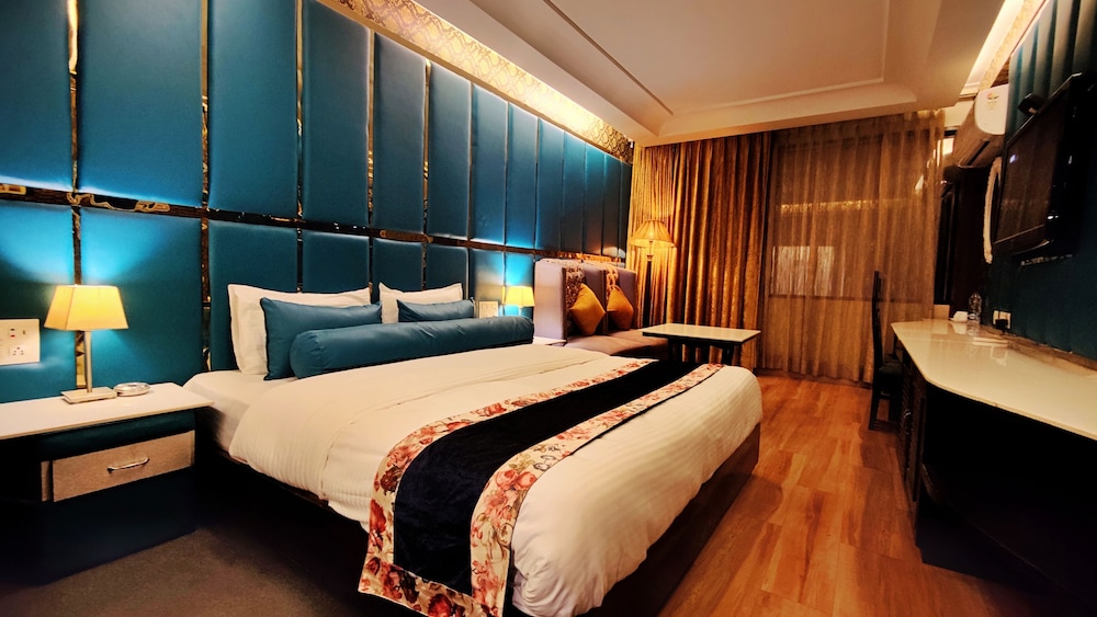 Luxury Room