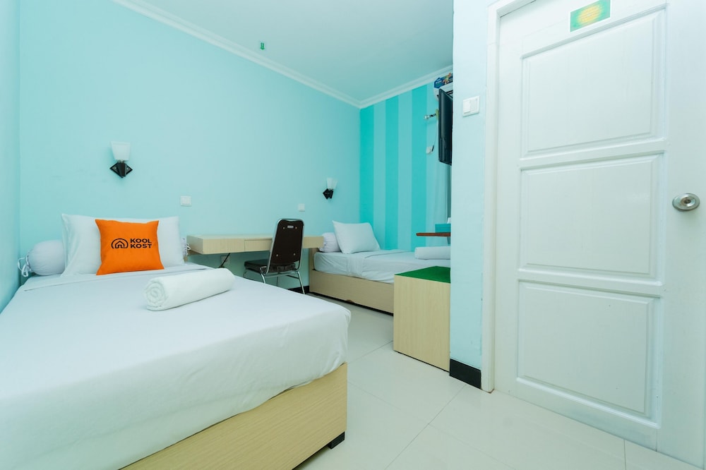 Twin Room - Photo 6