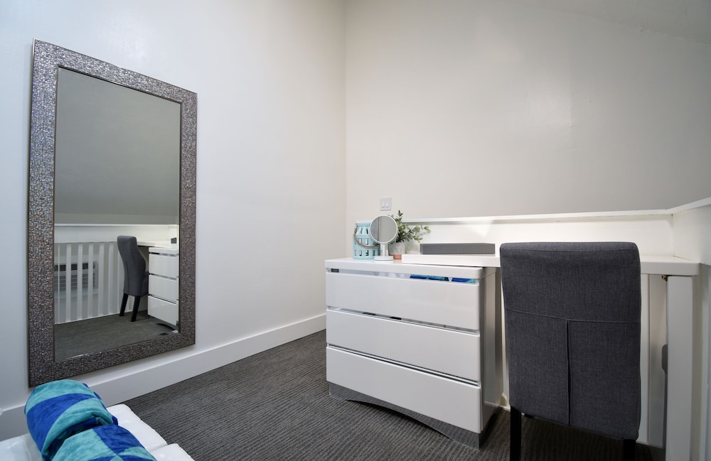 Studio (Bedroom Loft - Unit 3) photo 3