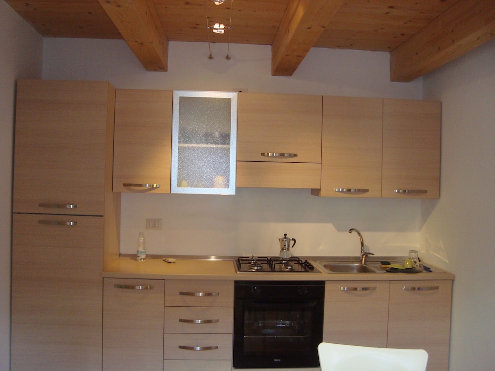 Basic Quadruple Room - Photo 3