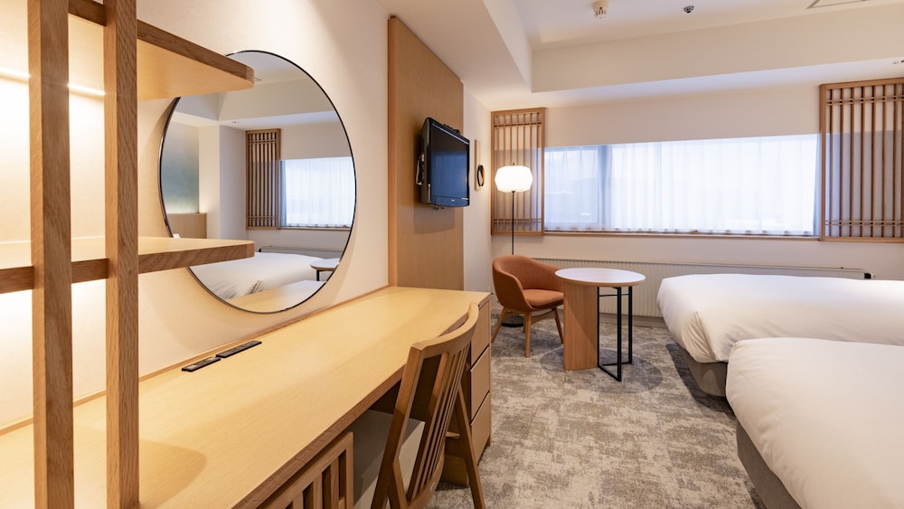 Standard Room, 2 Twin Beds (New Main Building) photo 3