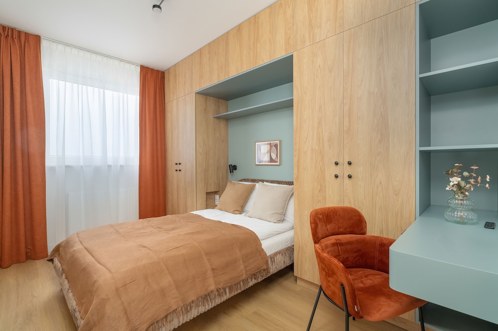 Apartment, 2 Bedrooms, Balcony