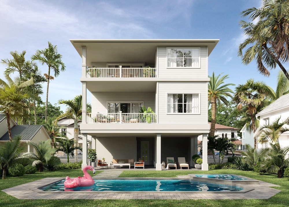 House, 6 Bedrooms