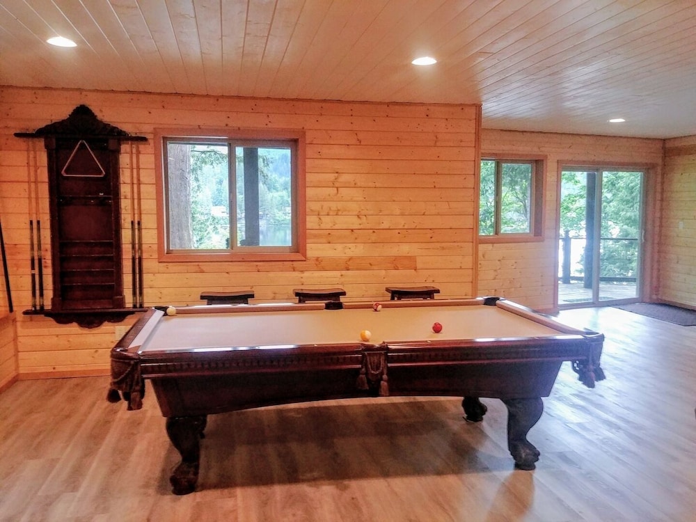 Cabin, 3 Bedrooms photo 3