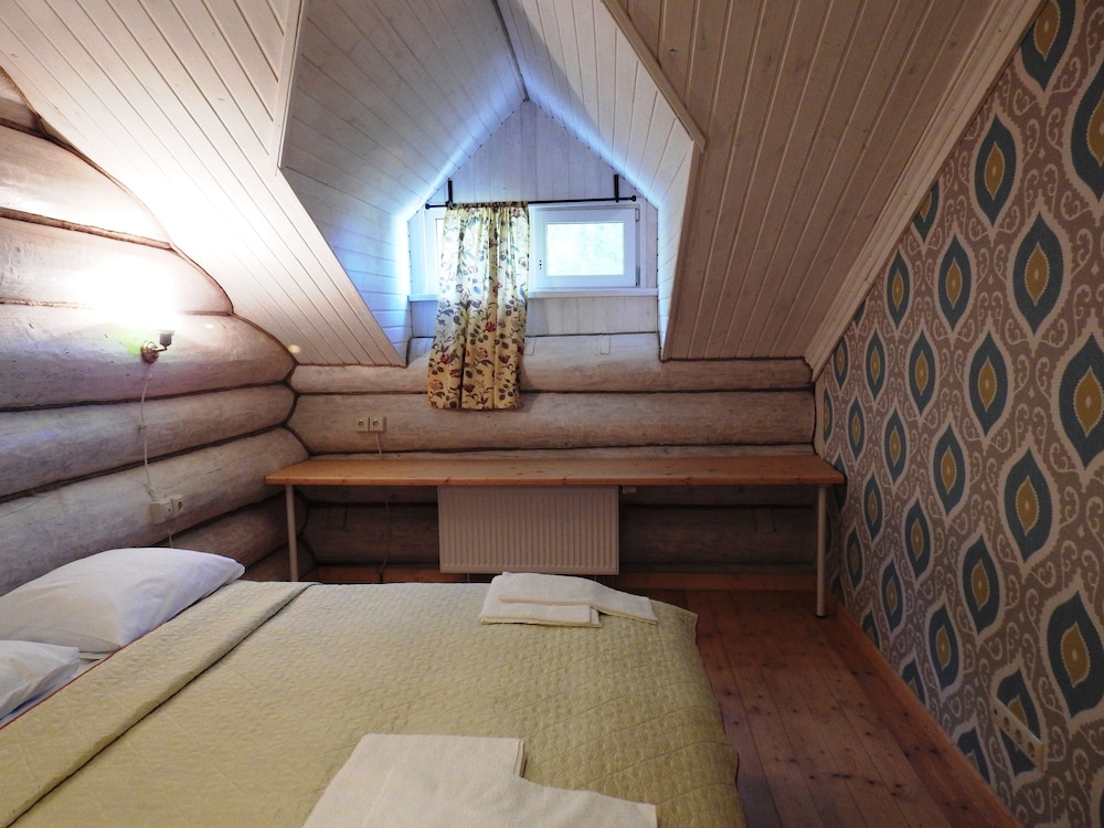 Room, 3 Bedrooms (4 Seasons) photo 1
