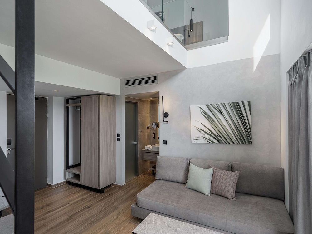 Junior Suite, Split Level, Partial Sea View photo 3