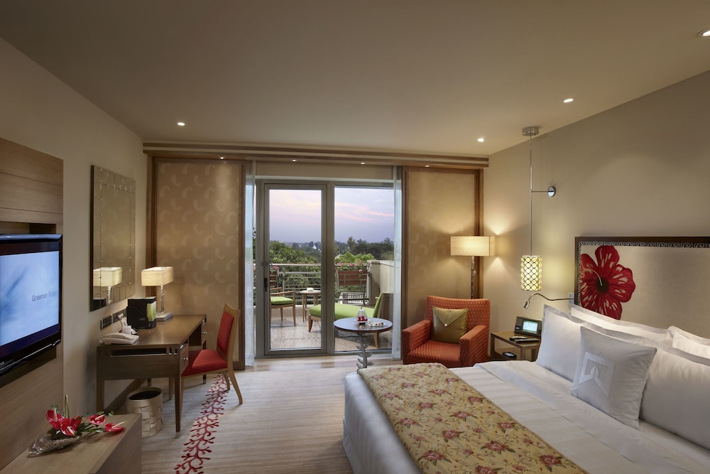 Luxury Suite, 1 Bedroom, Tower photo 2