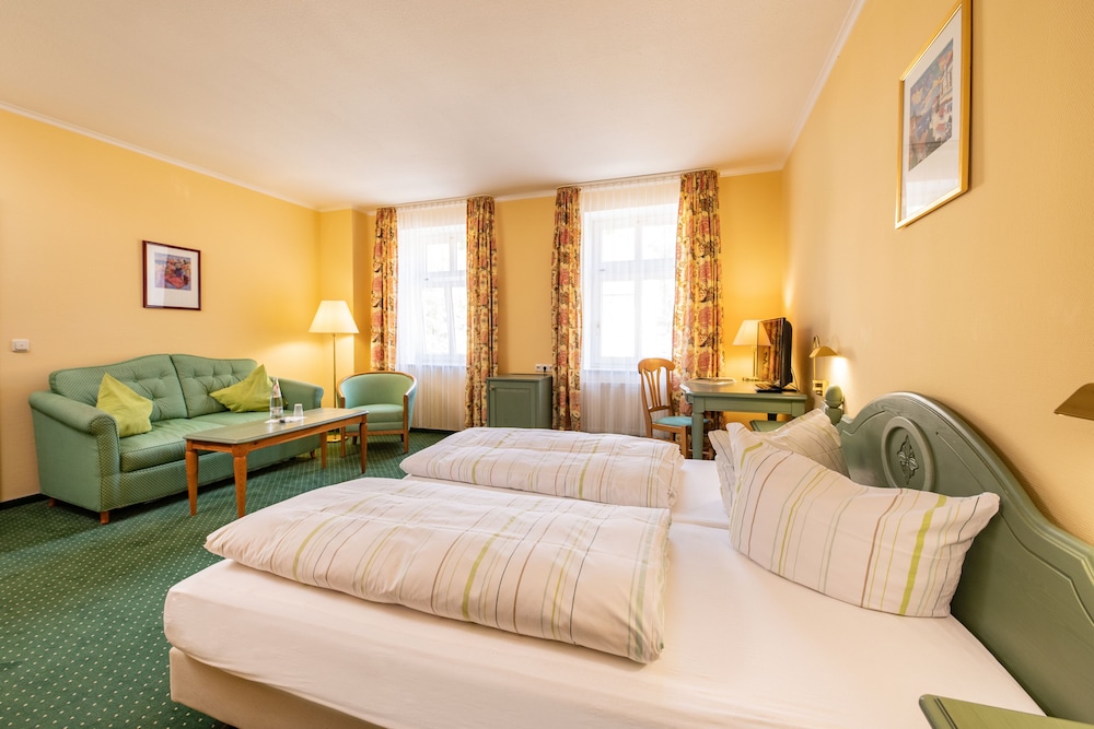 Classic Room, 1 Bedroom, Non Smoking photo 2