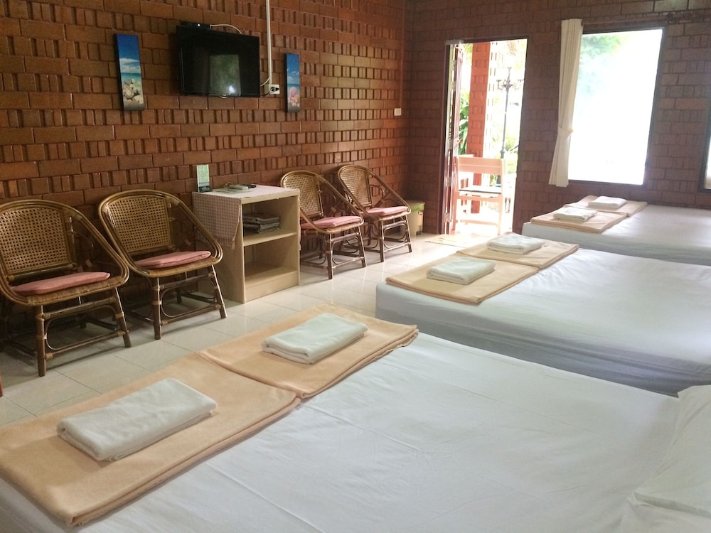 Villa C photo 3
