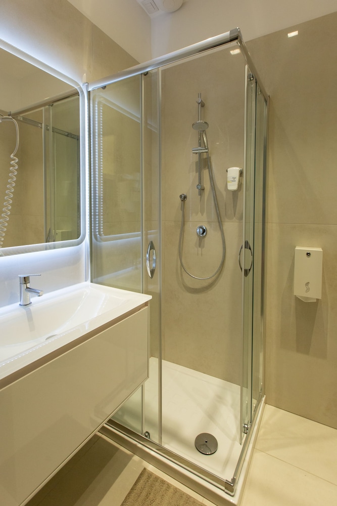 Double Room Single Use photo 3