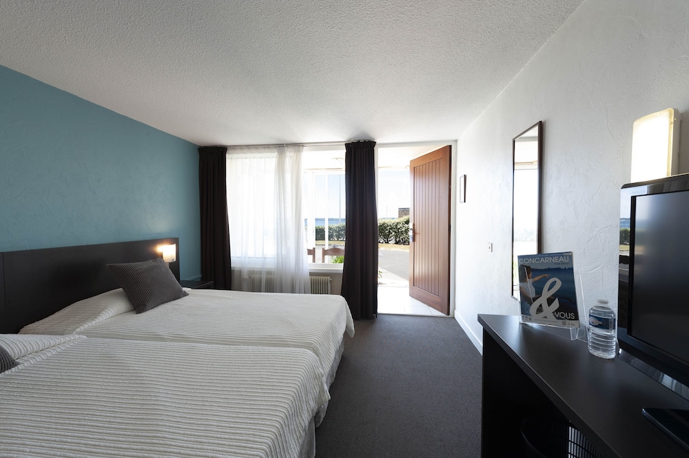 Standard Twin Room, 2 Twin Beds, Sea View - Photo 2