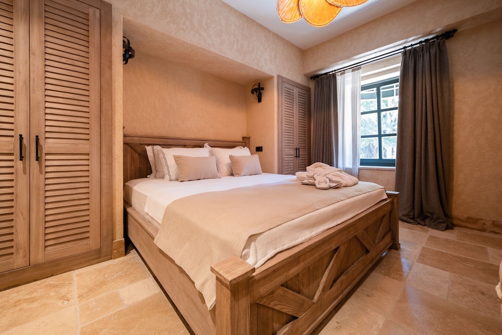 Standard Room photo 1
