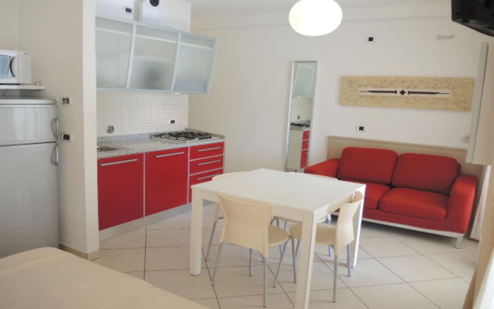 Studio, Multiple Bedrooms, Balcony, Pool View