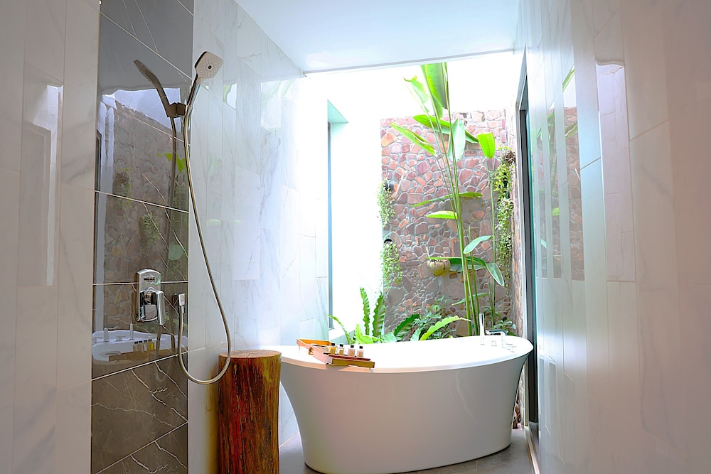 One Bedroom Pool Villa - Photo 13