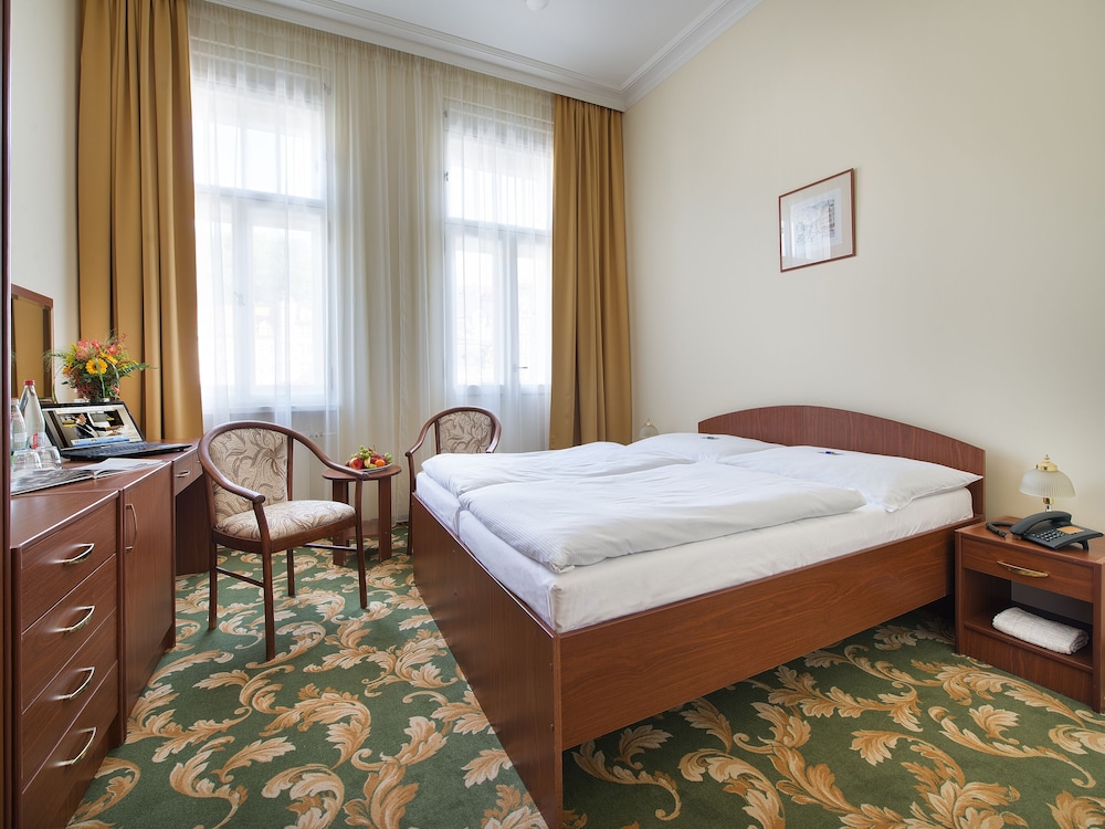 Standard Double Room, River View photo 2