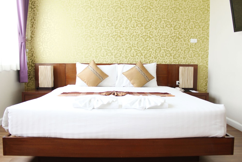 Suite, 1 Double Bed - Photo 2