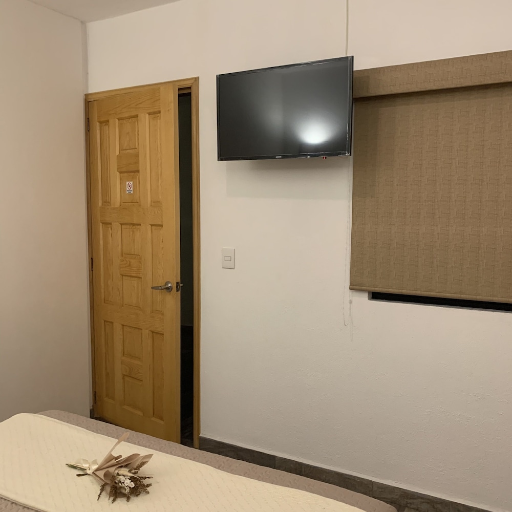 Business Room photo 2