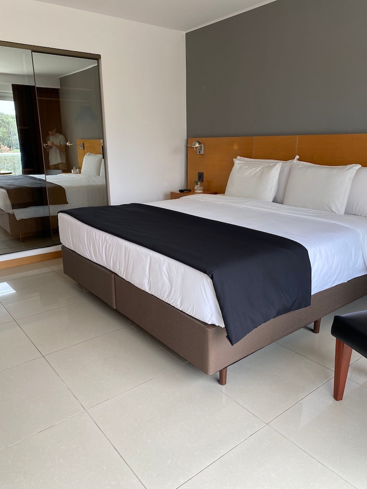 Standard Double Room - Photo 4