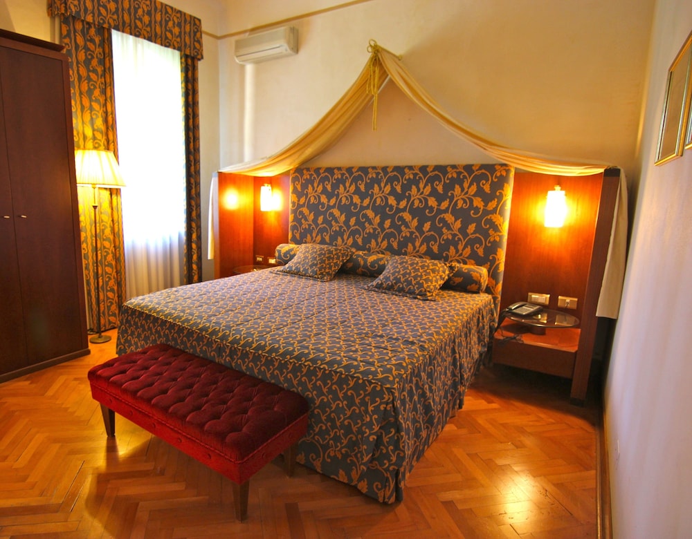 Deluxe Double Room, 1 Bedroom photo 3