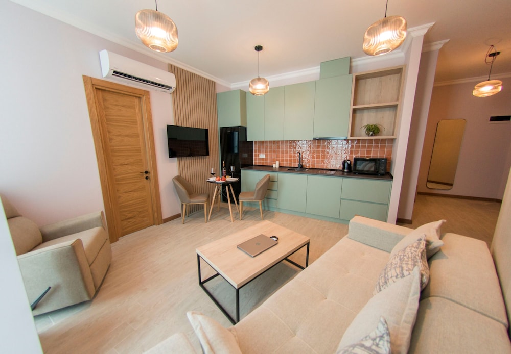 Comfort Room - Photo 1