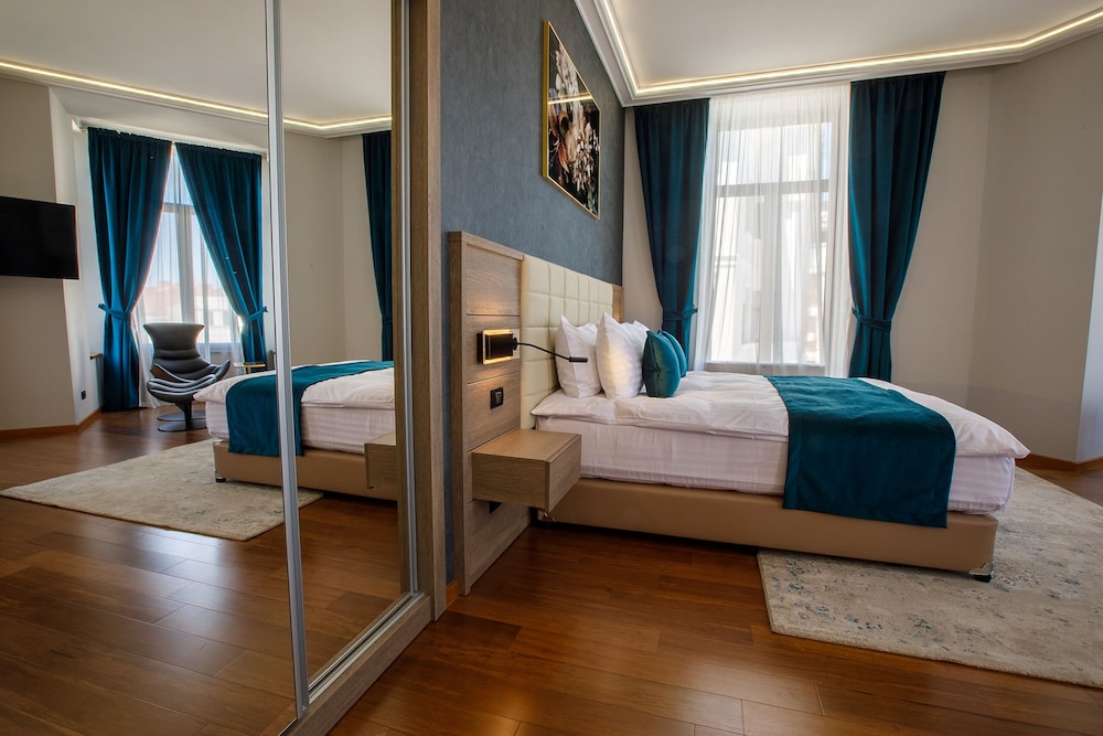 Grand Room photo 3
