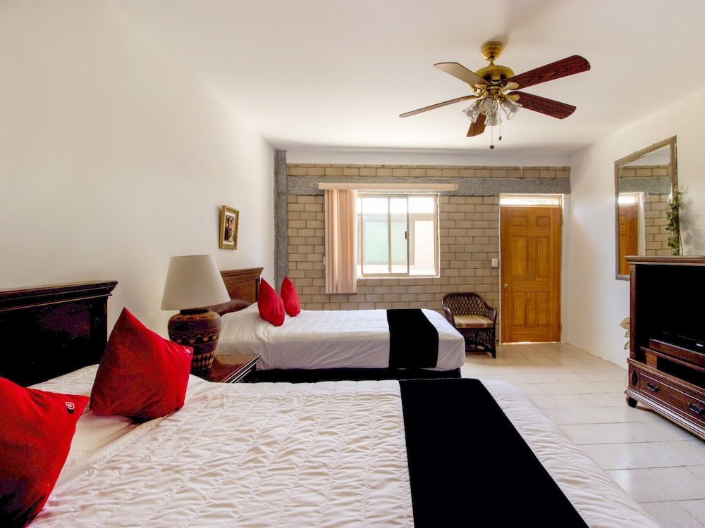 Double Room, 2 Double Beds photo 2