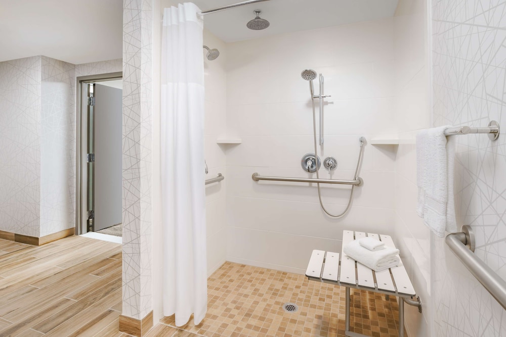 Studio, Accessible, Non Smoking - Photo 9