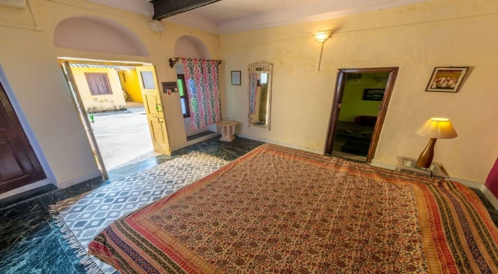 Room (Heritage) photo 1