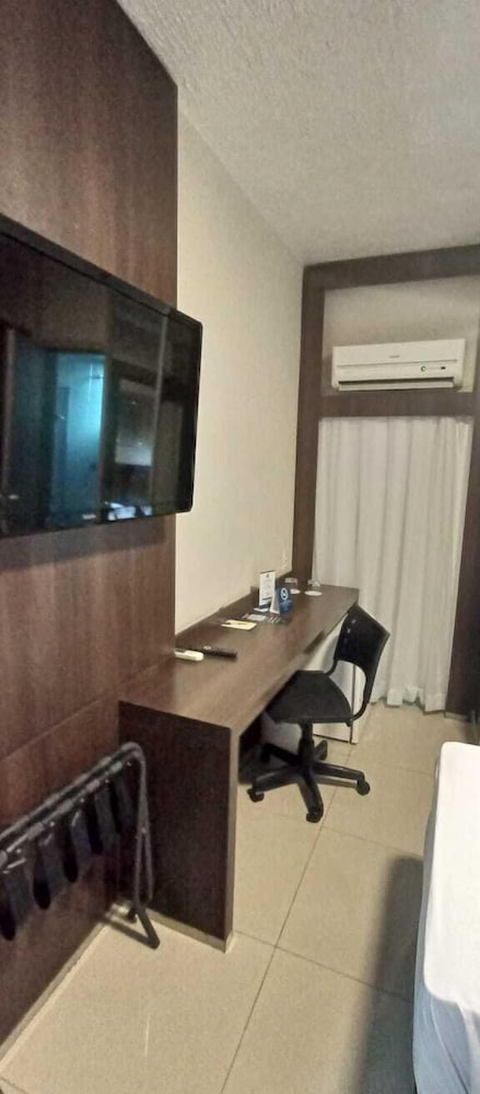 Classic Twin Room - Photo 3