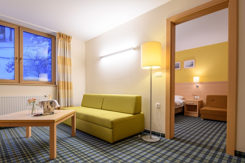 Senior Suite (Main Building)
