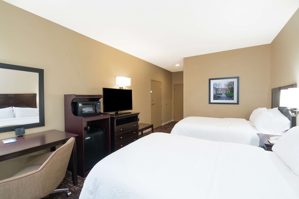 Room, 2 Double Beds, Accessible, Non Smoking (Hearing) photo 2