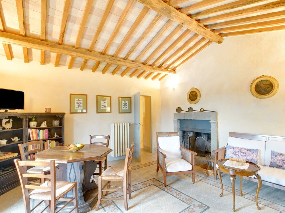 Classic House, 1 Bedroom photo 2