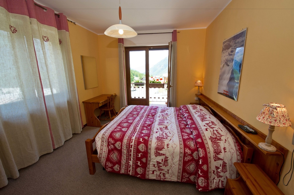 Double or Twin Room, Balcony