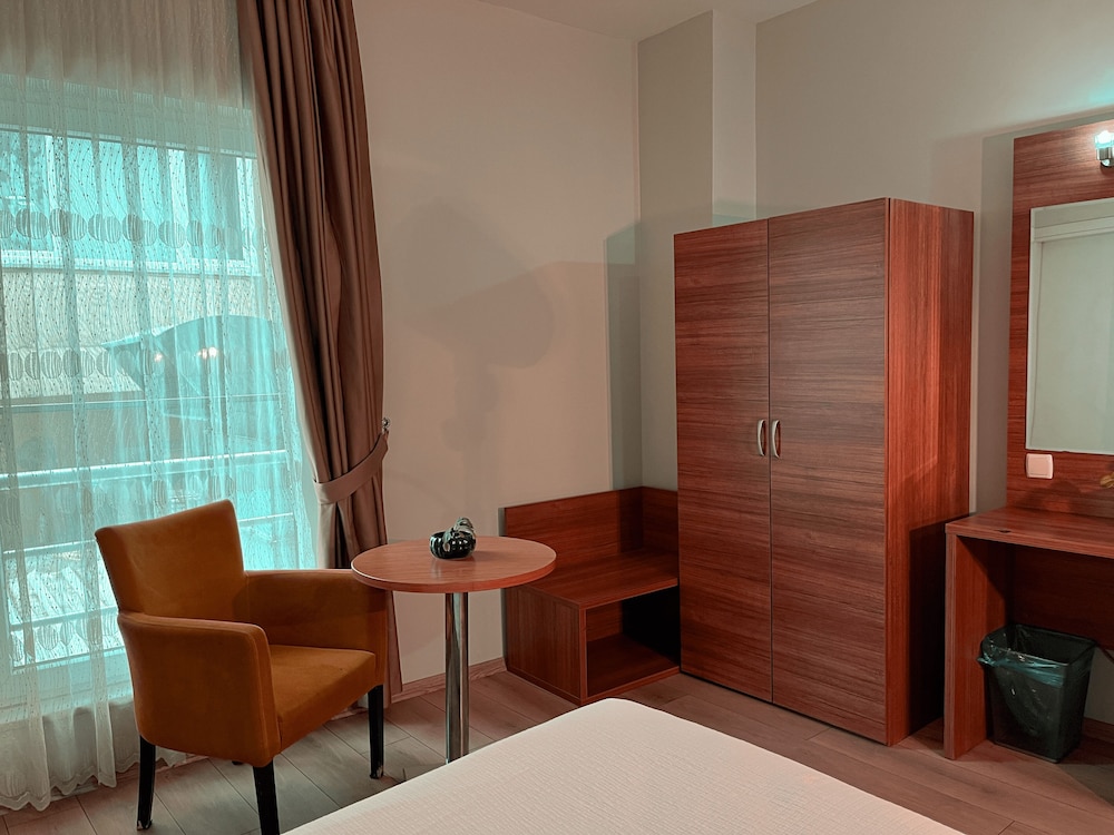 Standard Twin Room, 2 Twin Beds photo 2