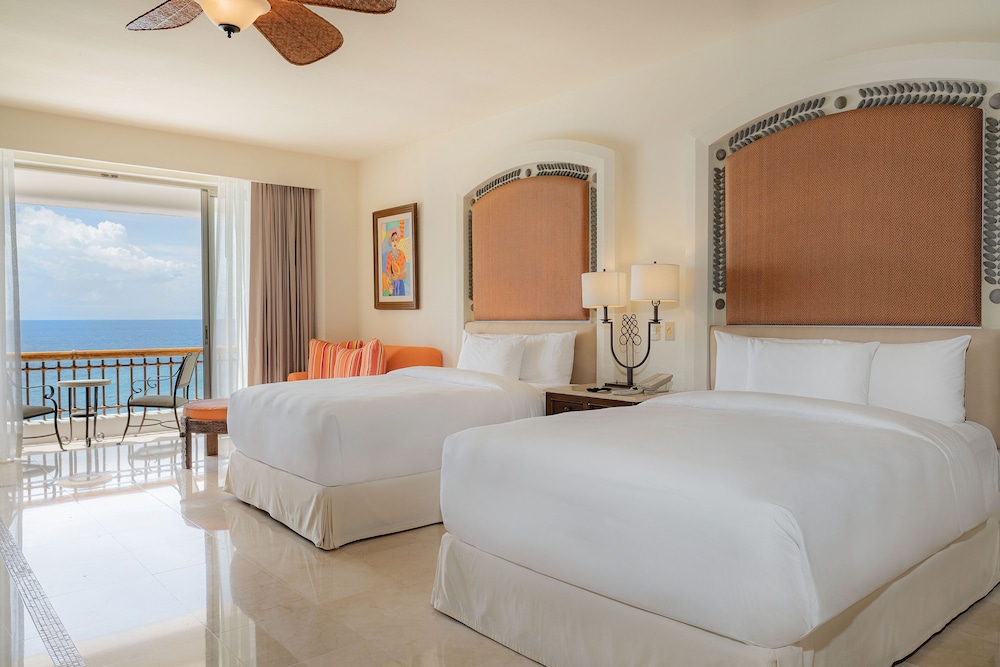 Junior Suite Oceanfront 2 Double Beds - Photo 1