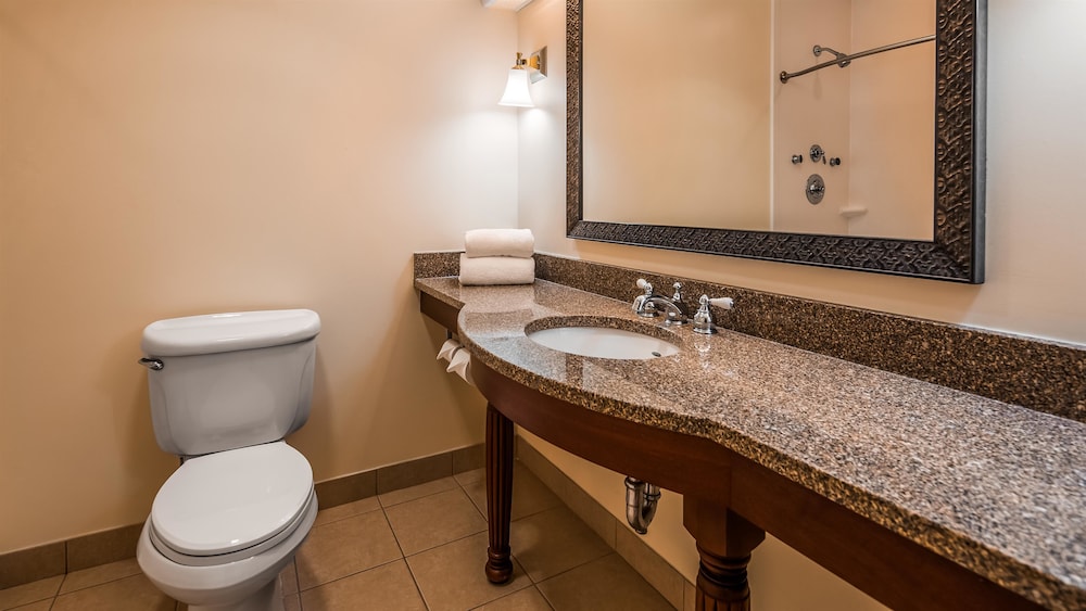 Standard Room, 1 Double Bed, Accessible, Non Smoking (Walk-in Shower) - Photo 6