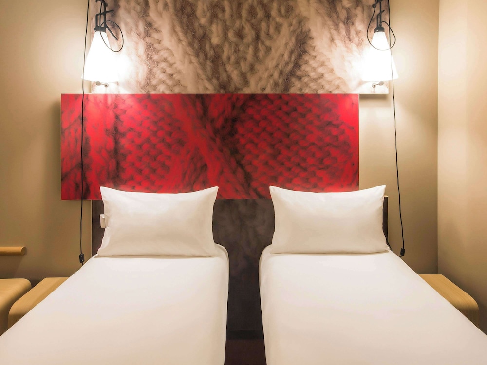 Standard Double Room, 1 Double Bed - Photo 8