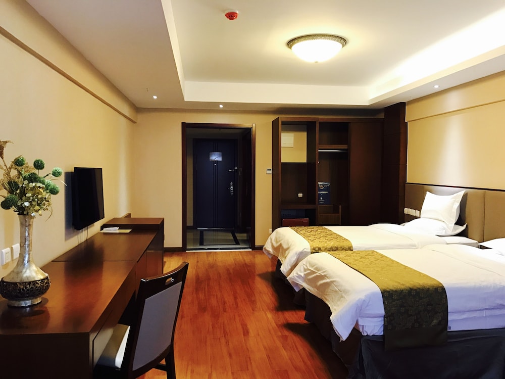 Basic Twin Room photo 2