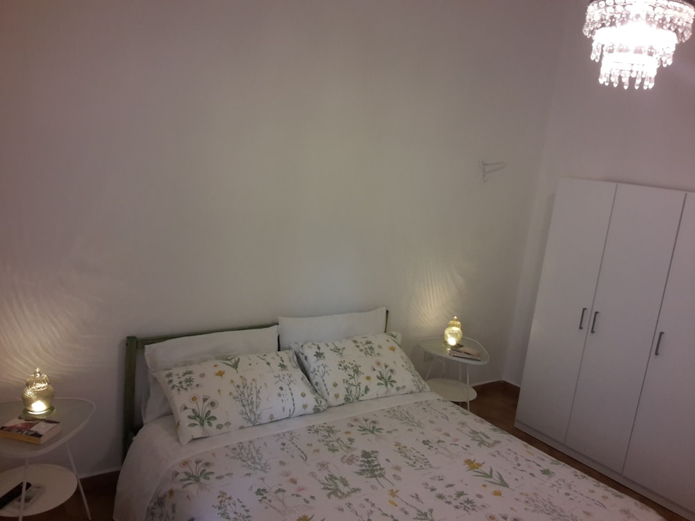 Standard Triple Room, Shared Bathroom