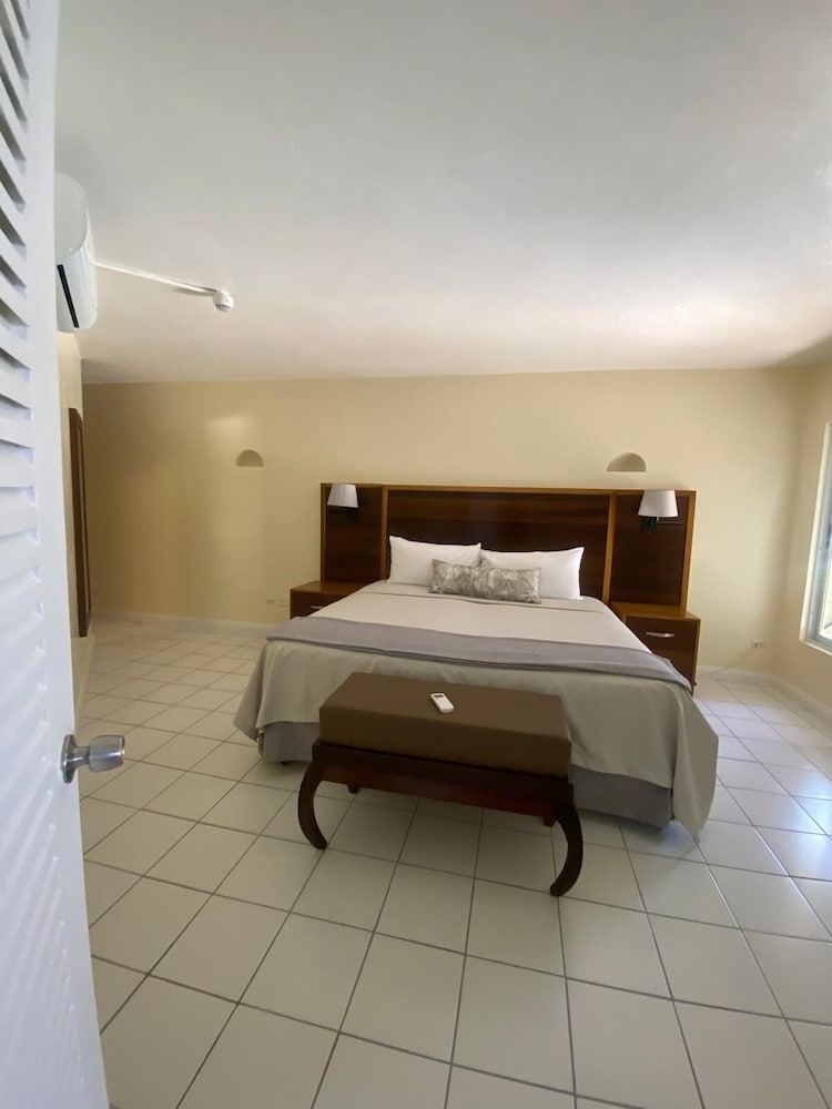 Room, Ocean View