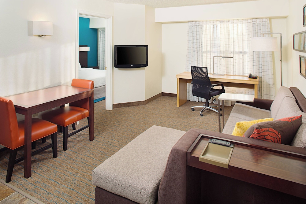 Suite, 1 Bedroom photo 1