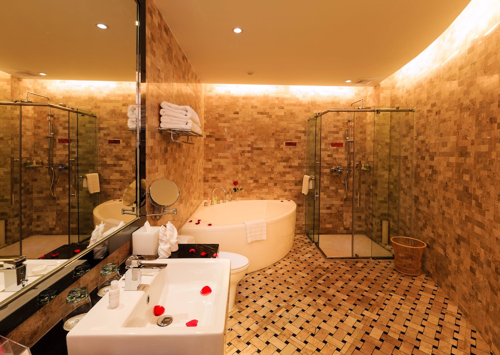 Single Room with Bath photo 2