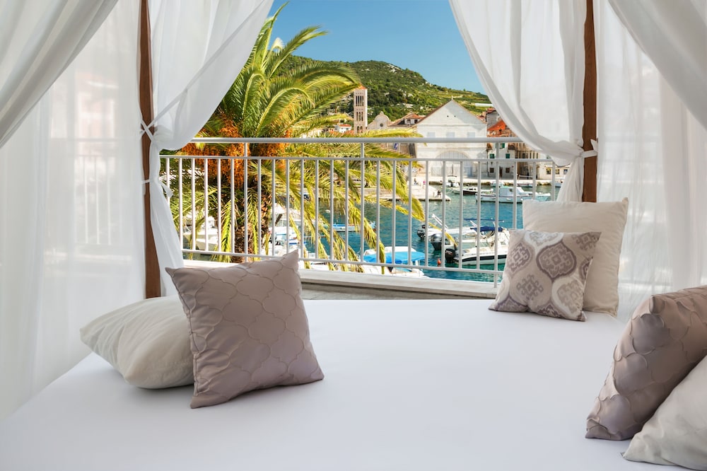Spa Suite, Terrace, City view