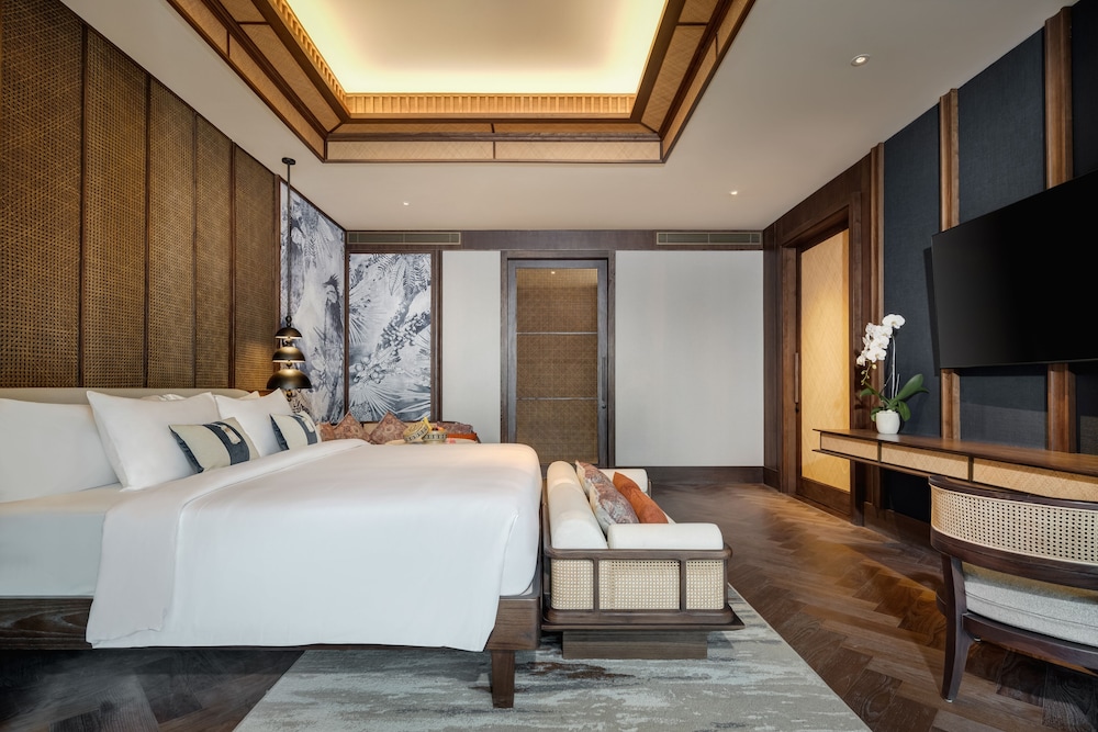 Deluxe Suite, Sea View photo 3