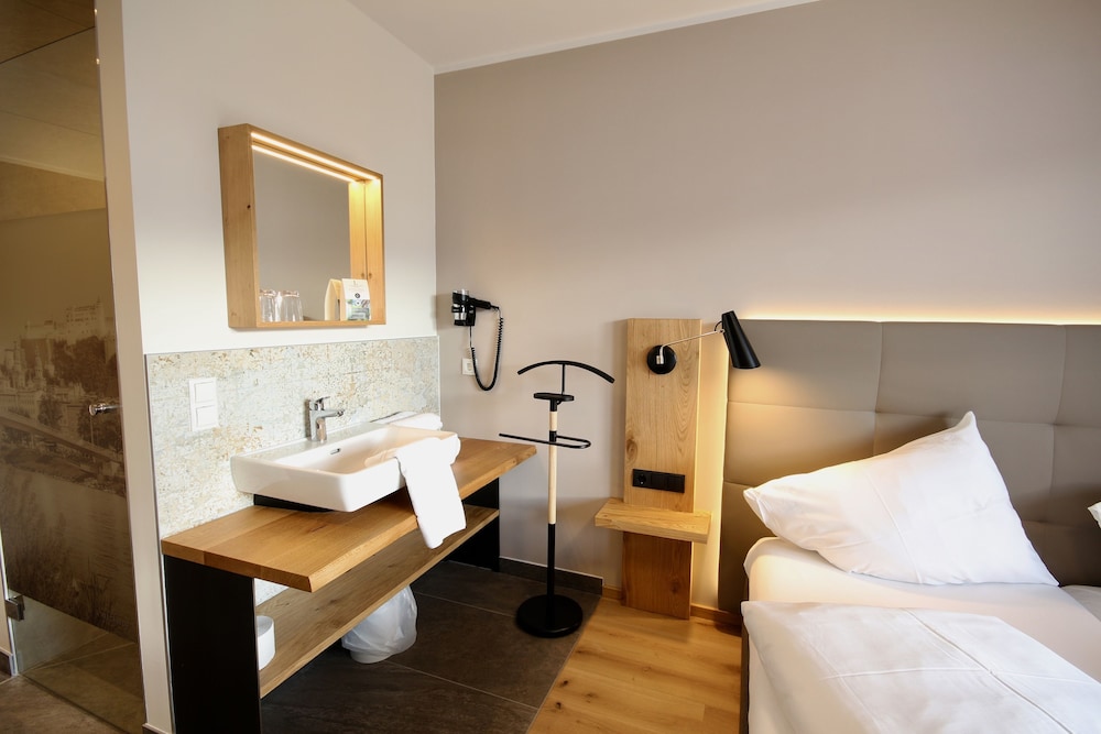 Economy Plus Room (partially with Balcony) photo 1