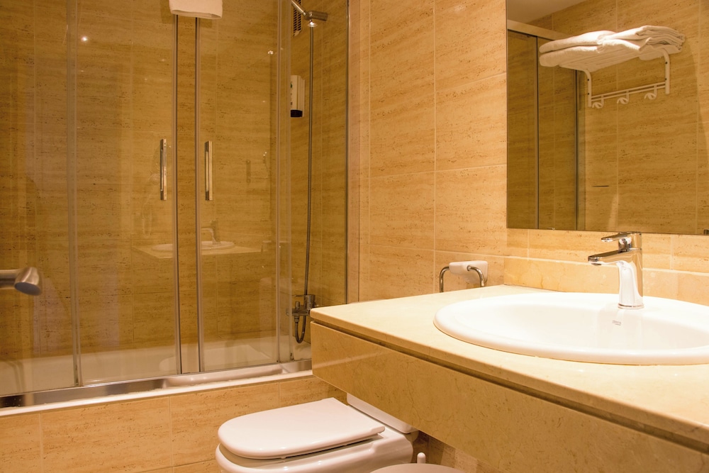 Standard Apartment, 1 Bedroom, Balcony - Photo 8