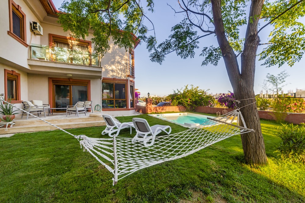 Deluxe Villa , Private Pool photo 2