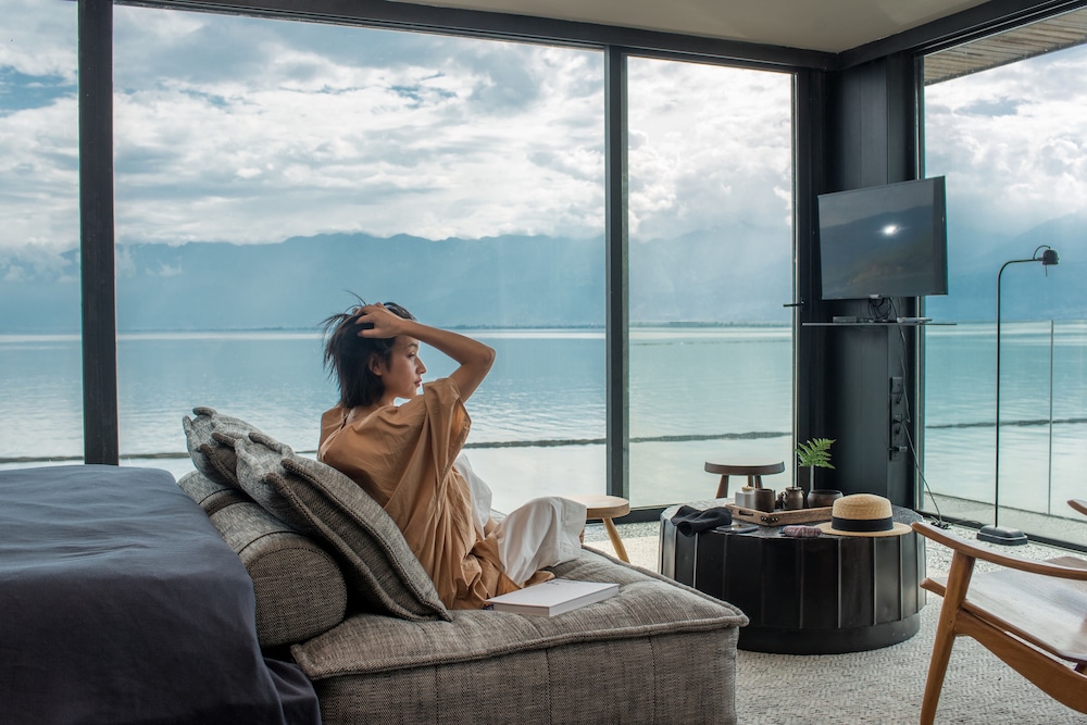 Panoramic Double Room, Lake View photo 3